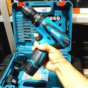 PROMO DÍA DEL PADRE
TALADRO INALÁMBRICO REVERSIBLE 18 VOLTIOS CON PERCUTOR MARCA MAKITA